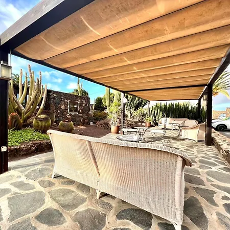 Habitacion Sin Cocina, Desayuno Incluido Y Freewifi * Villaverde (Fuerteventura)